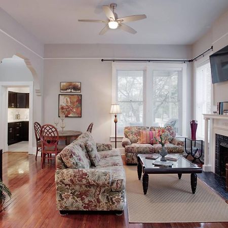 Apartamento 420Waldburg A - Modern Apt With Southern Charm Blocks From Forsyth Savannah Exterior foto