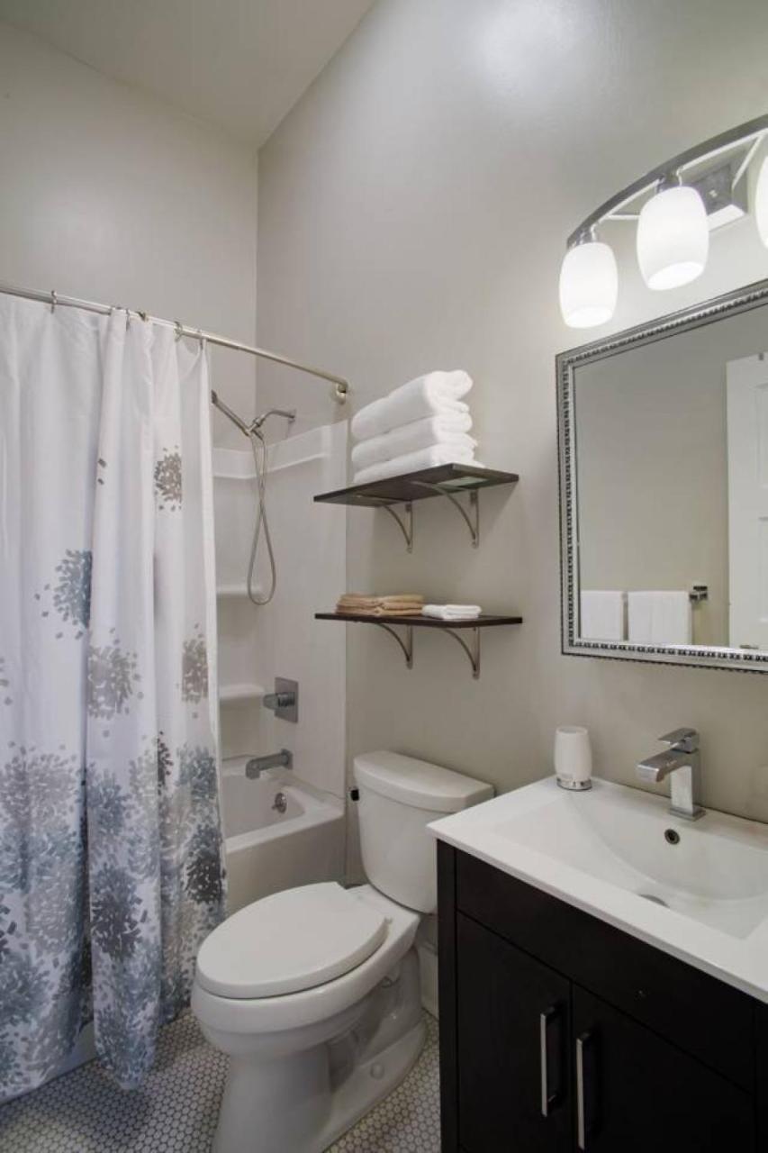 Apartamento 420Waldburg A - Modern Apt With Southern Charm Blocks From Forsyth Savannah Exterior foto