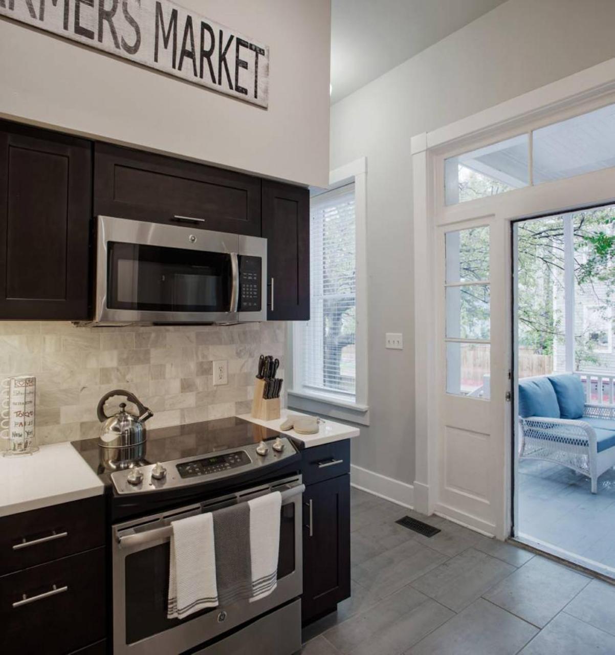 Apartamento 420Waldburg A - Modern Apt With Southern Charm Blocks From Forsyth Savannah Exterior foto